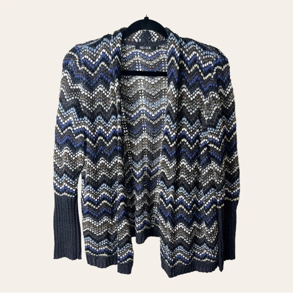 0109W. NIC+ZOE KNITTED SWEATER CARDIGAN SIZE MED PETITE BLUES COLOR OPEN FRONT